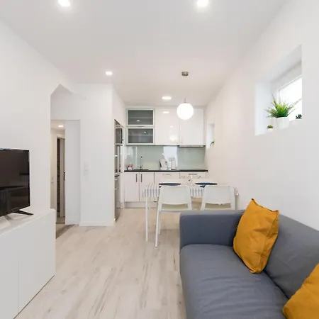 Apartamento Trival - A 1 Minuto Pe Da Praia Sesimbra Exterior photo